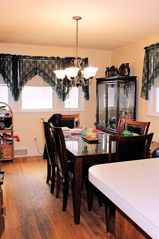 95 Concord Road Chelmsford, MA 01824 - Photo 4 of 11