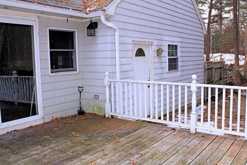 95 Concord Road Chelmsford, MA 01824 - Photo 10 of 11