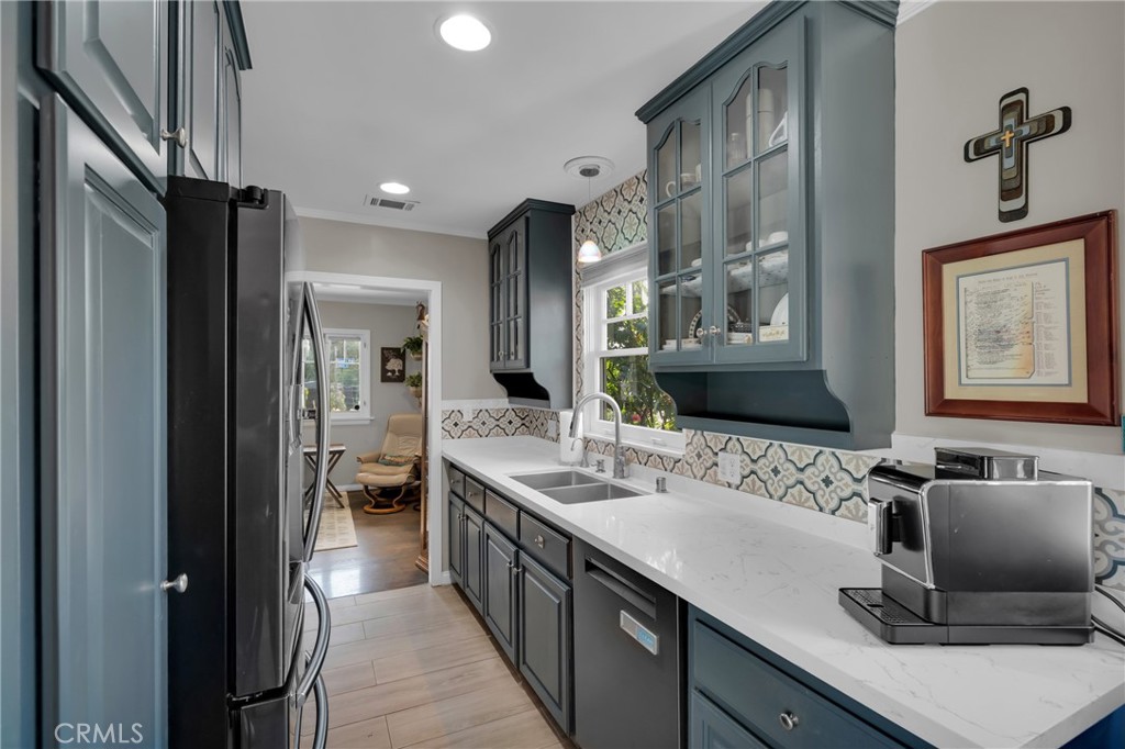 3801 Elma Road Pasadena, CA 91107 - Photo 9 of 42