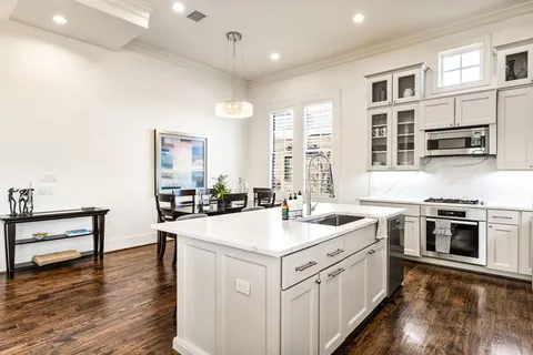 $679,500 | 780 Sid Rich Drive, Irving, TX 75039