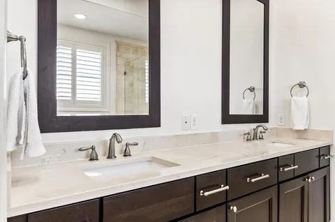 $679,500 | 780 Sid Rich Drive, Irving, TX 75039