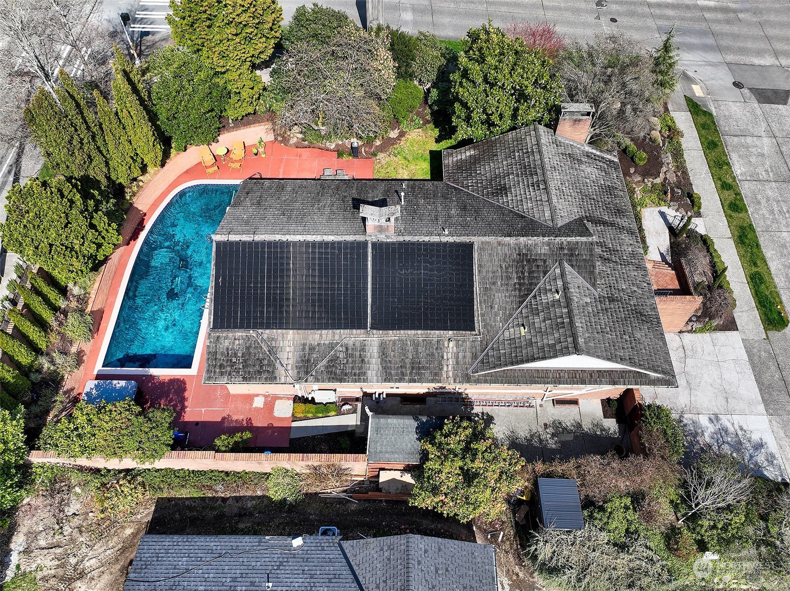 5535 Coniston Road Northeast Seattle, WA 98105 - Photo 34 of 40 Gallery Image 34