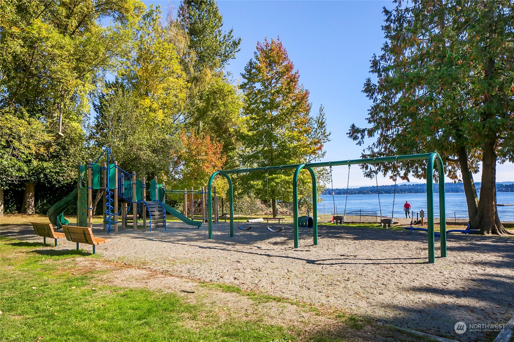 5535 Coniston Road Northeast Seattle, WA 98105 - Photo 39 of 40 Gallery Image 39