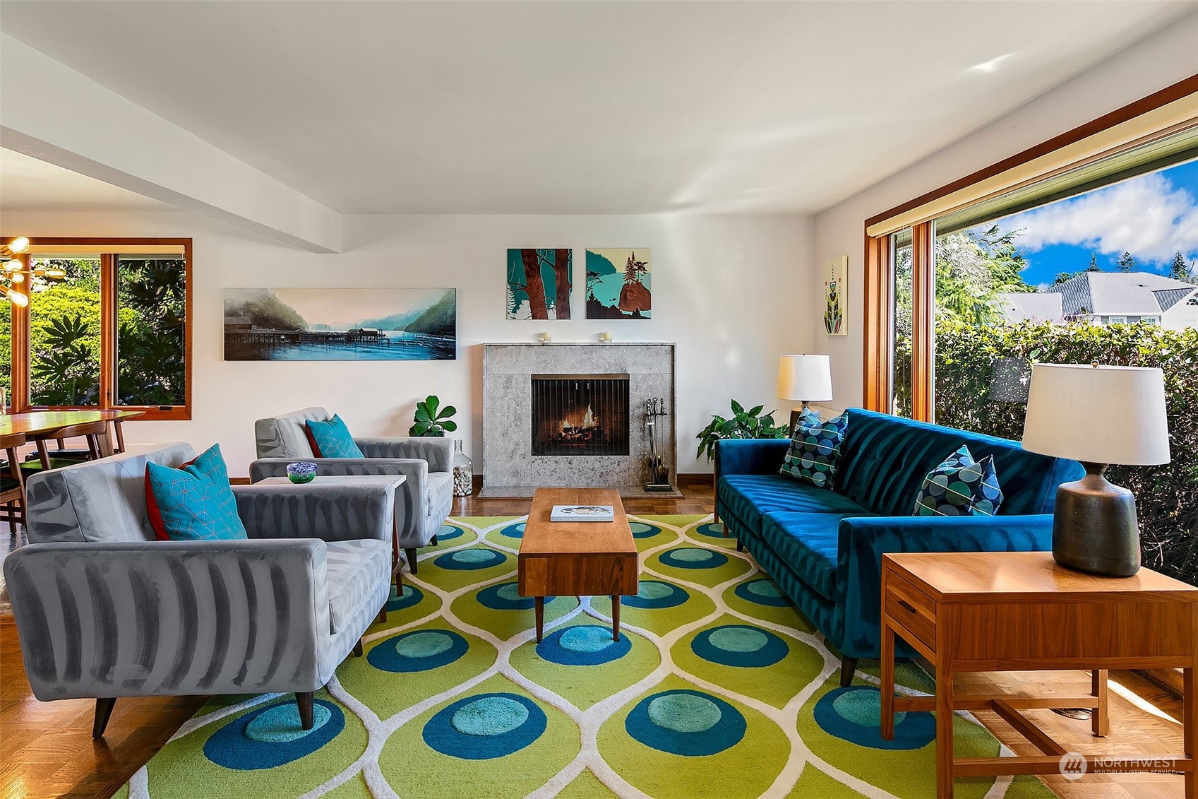 5535 Coniston Road Northeast Seattle, WA 98105 - Photo 4 of 40 Gallery Image 4