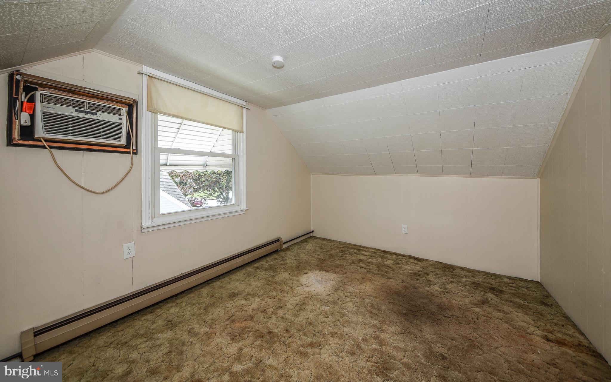 1007 Delray Street Philadelphia, PA 19116 - Photo 28 of 30 Bedroom