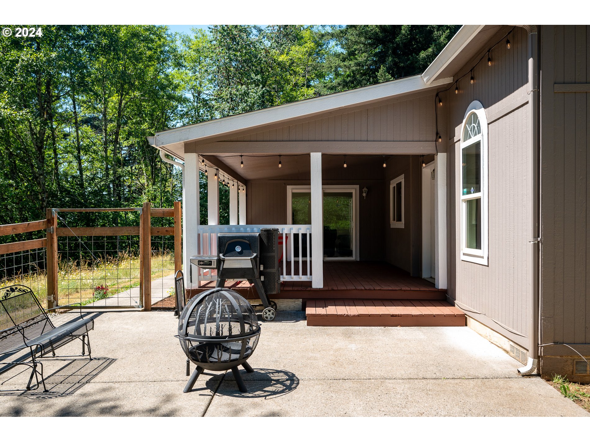 6007 Northeast Lessard Road Camas, WA 98607 - Photo 9 of 48 a house view with a outdoor space