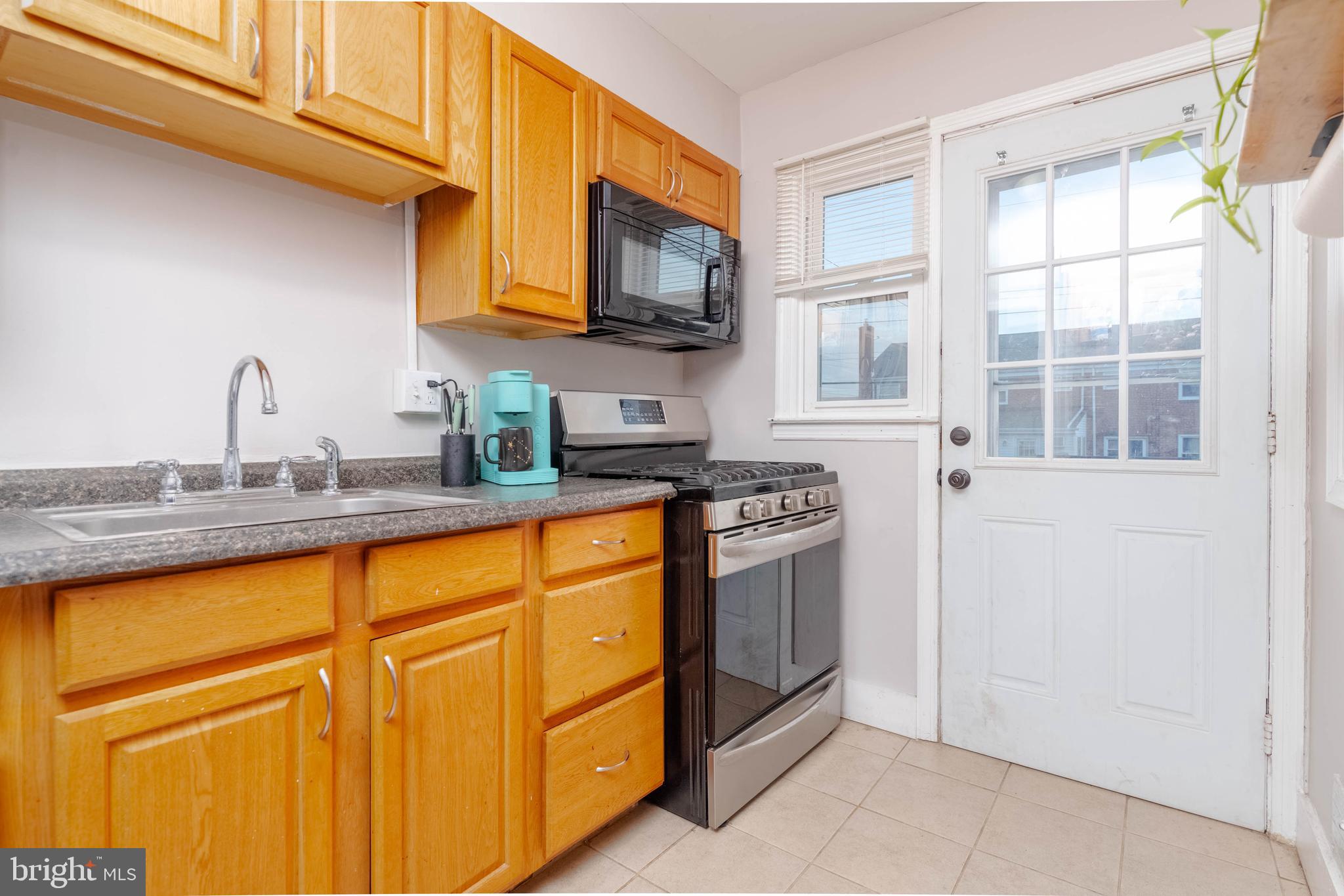 963 Middlesex Road Essex, MD 21221 - Photo 17 of 40