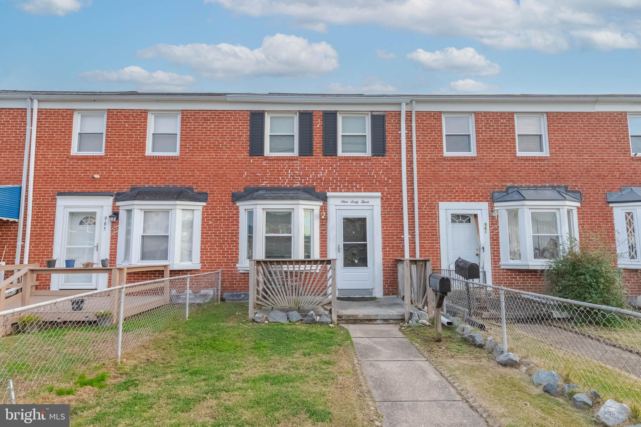 963 Middlesex Road Essex, MD 21221 - Photo 2 of 40