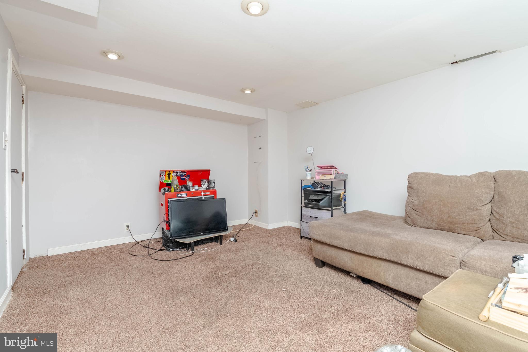 963 Middlesex Road Essex, MD 21221 - Photo 28 of 40