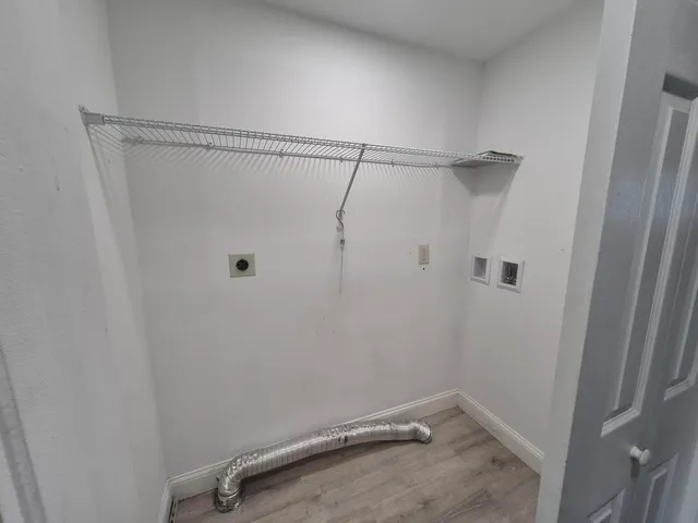 $299,900 | 172 5th Street, Bangor, ME 04401