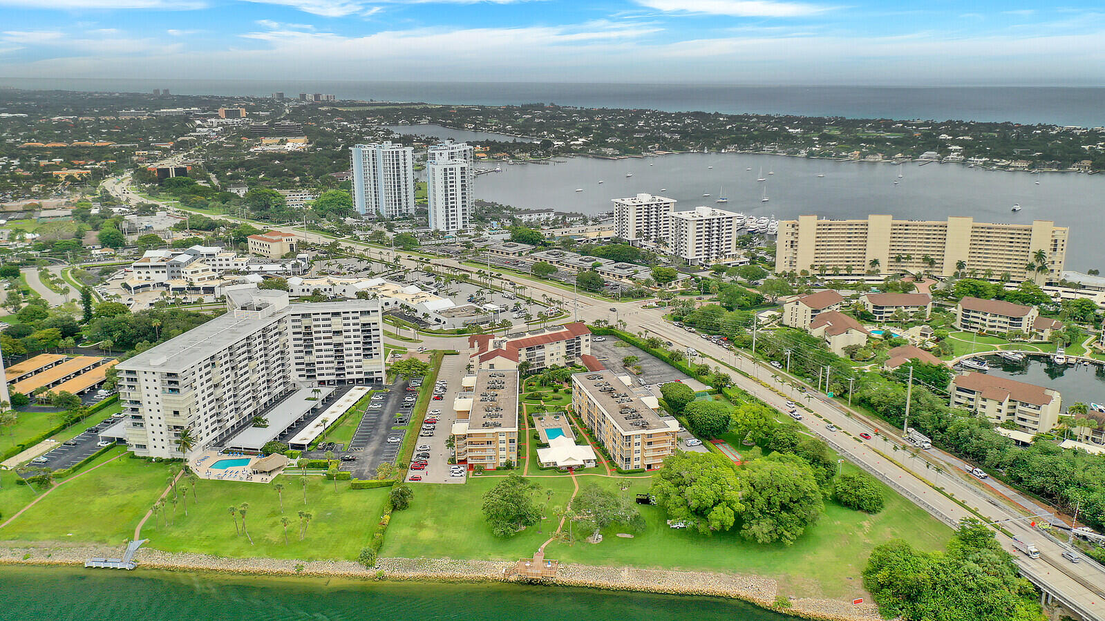 308 Golfview Road, Unit 403 North Palm Beach, FL 33408 - Photo 10 of 37 10_Aerial_10_mls