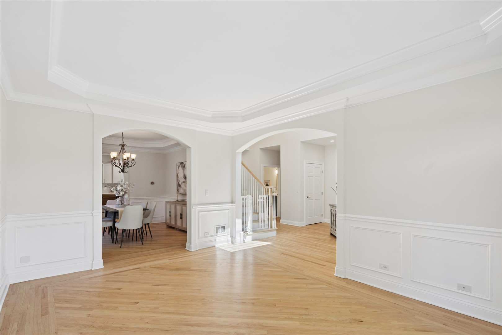 403 South Fairview Avenue Elmhurst, IL 60126 - Photo 5 of 34