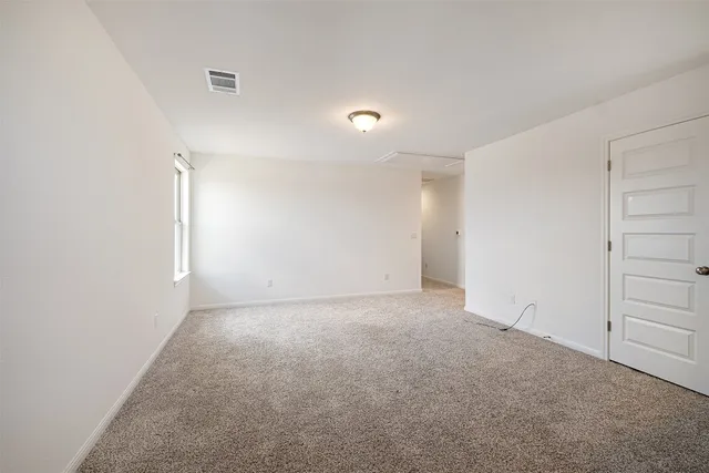 $1,870 | 12009 Curlin Cove, Buda, TX 78610