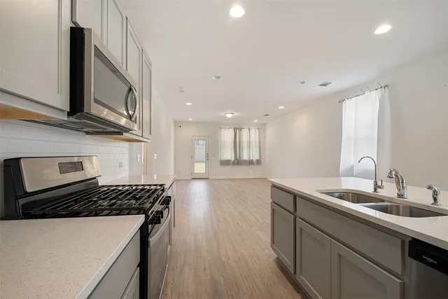 $1,870 | 12009 Curlin Cove, Buda, TX 78610