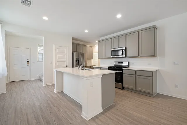 $1,870 | 12009 Curlin Cove, Buda, TX 78610