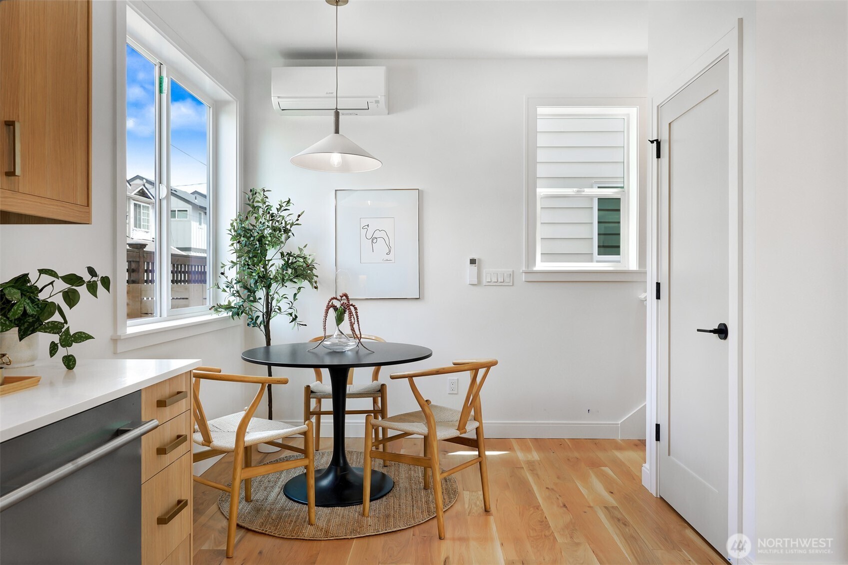 8738 13th Avenue Northwest Seattle, WA 98117 - Photo 6 of 27