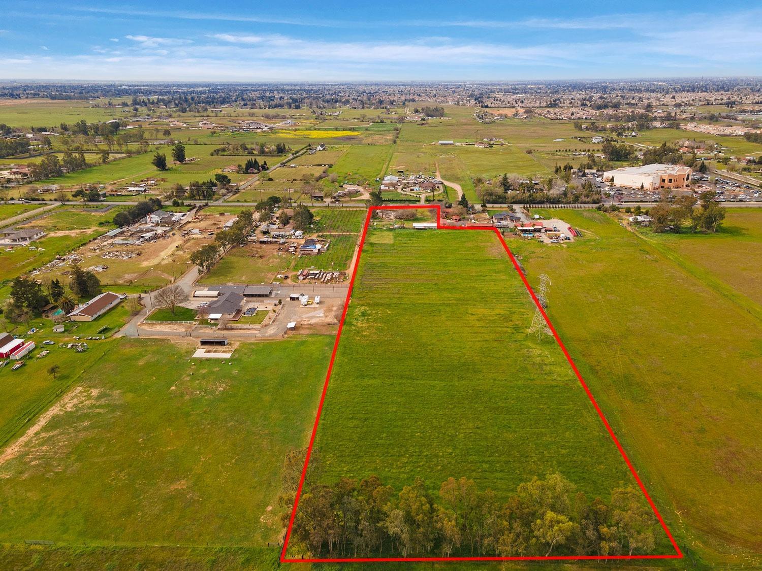 8595 Bradshaw Road Elk Grove, CA 95624 - Photo 18 of 28