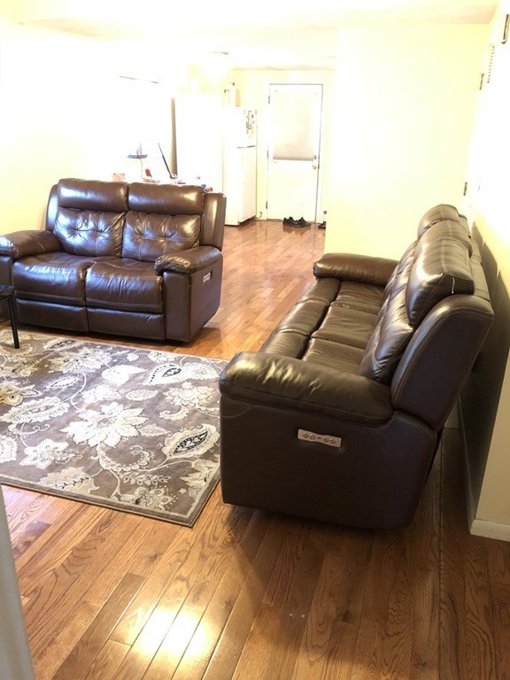 13 Park Terrace Everett, MA 02149 - Photo 4 of 9