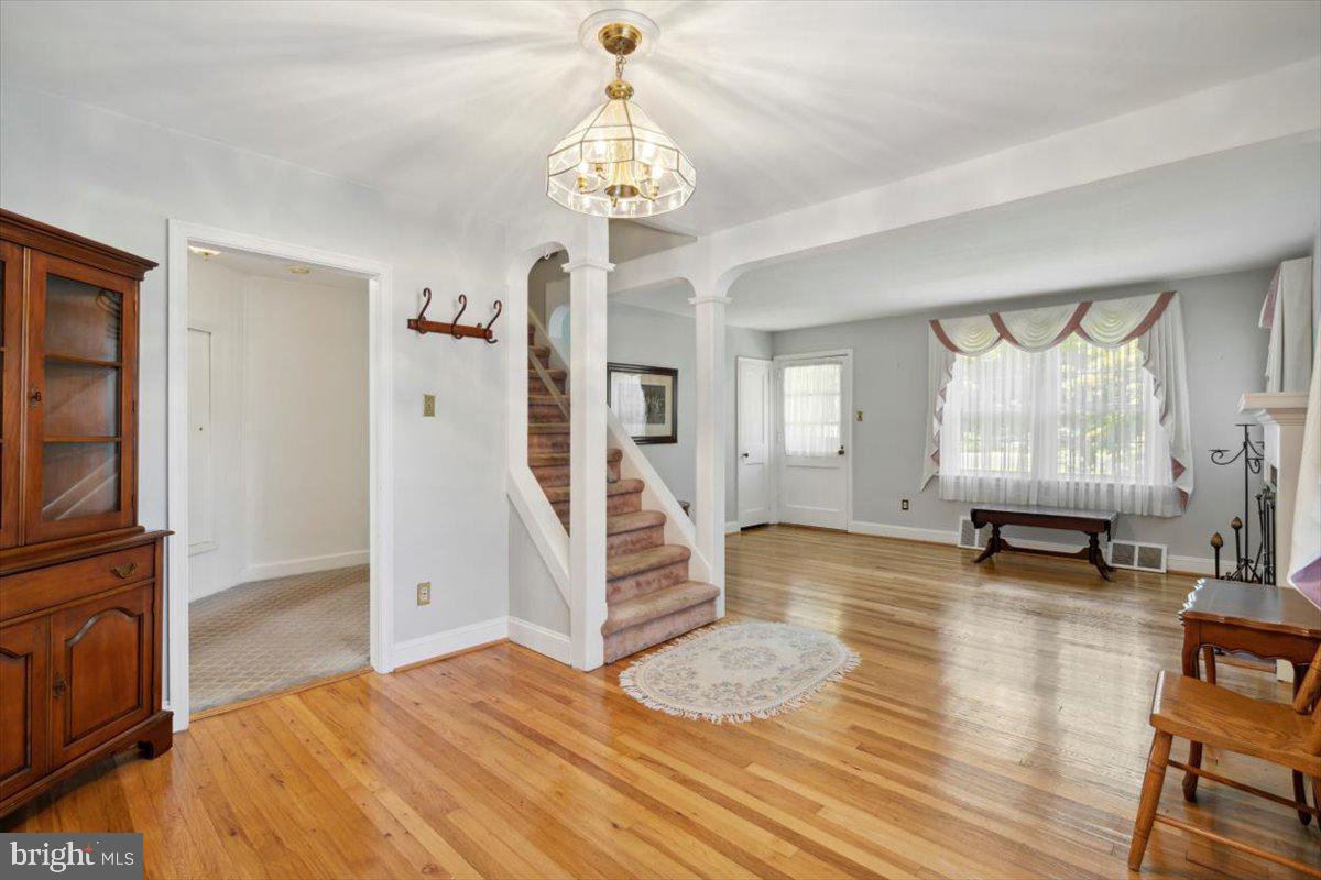 2346 Lower Barness Road Warrington, PA 18976 - Photo 7 of 37 Gallery Image 7