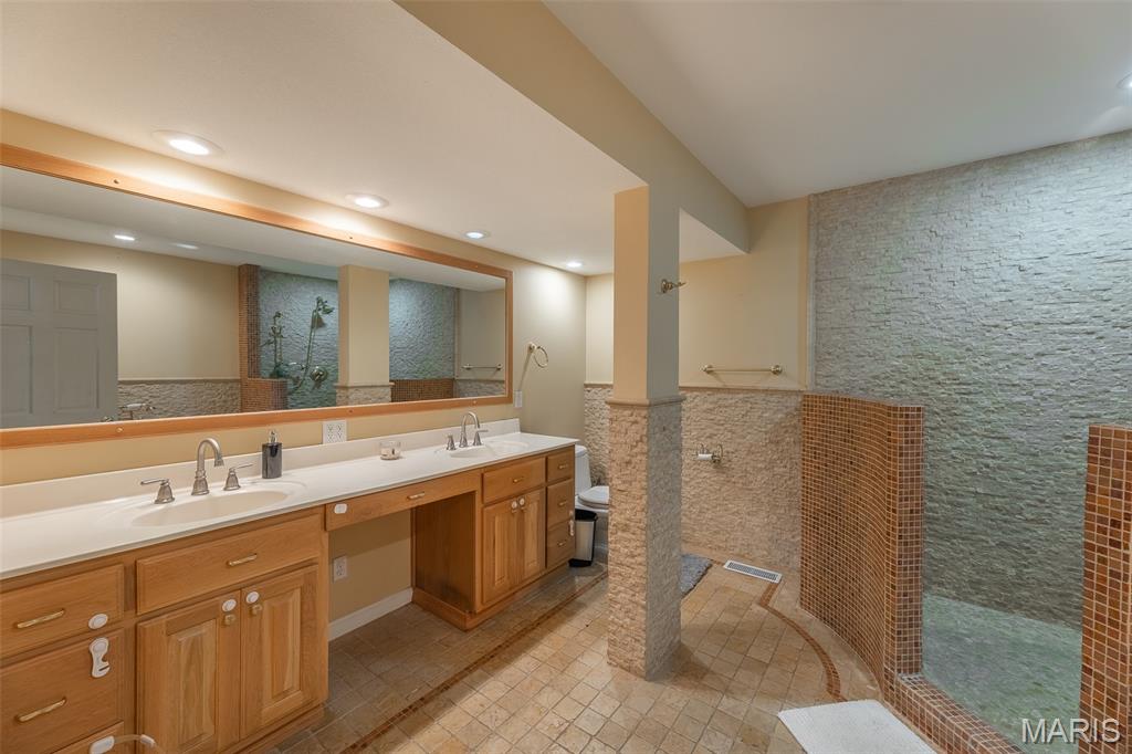 1301 Lurlyn Road Poplar Bluff, MO 63901 - Photo 25 of 52