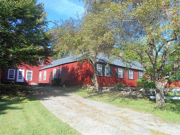 49 Warwick Road Orange, MA 01364 - Photo 3 of 30