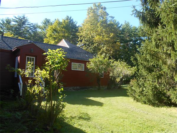 49 Warwick Road Orange, MA 01364 - Photo 5 of 30