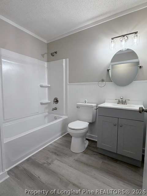 250 Trapper Run Lane Clinton, NC 28328 - Photo 18 of 22 a bathroom with a toilet a sink and bathtub