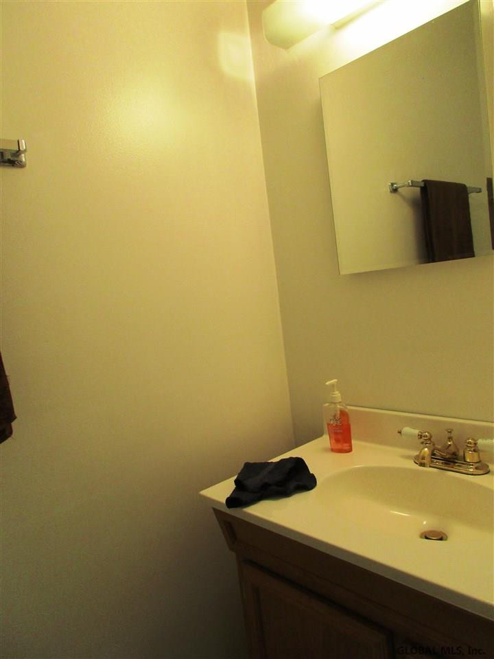 97 Ridgewood Terrace Albany, NY 12203 - Photo 11 of 18 Photo 11