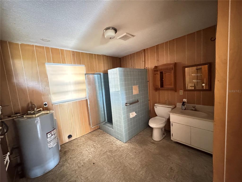 307 North Lake Reedy Boulevard Frostproof, FL 33843 - Photo 12 of 15