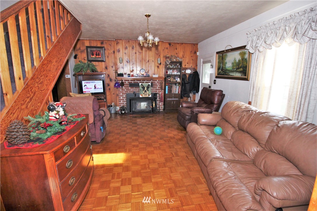 53 Elma Gate Road East Oakville, WA 98568 - Photo 11 of 25 Gallery Image 11
