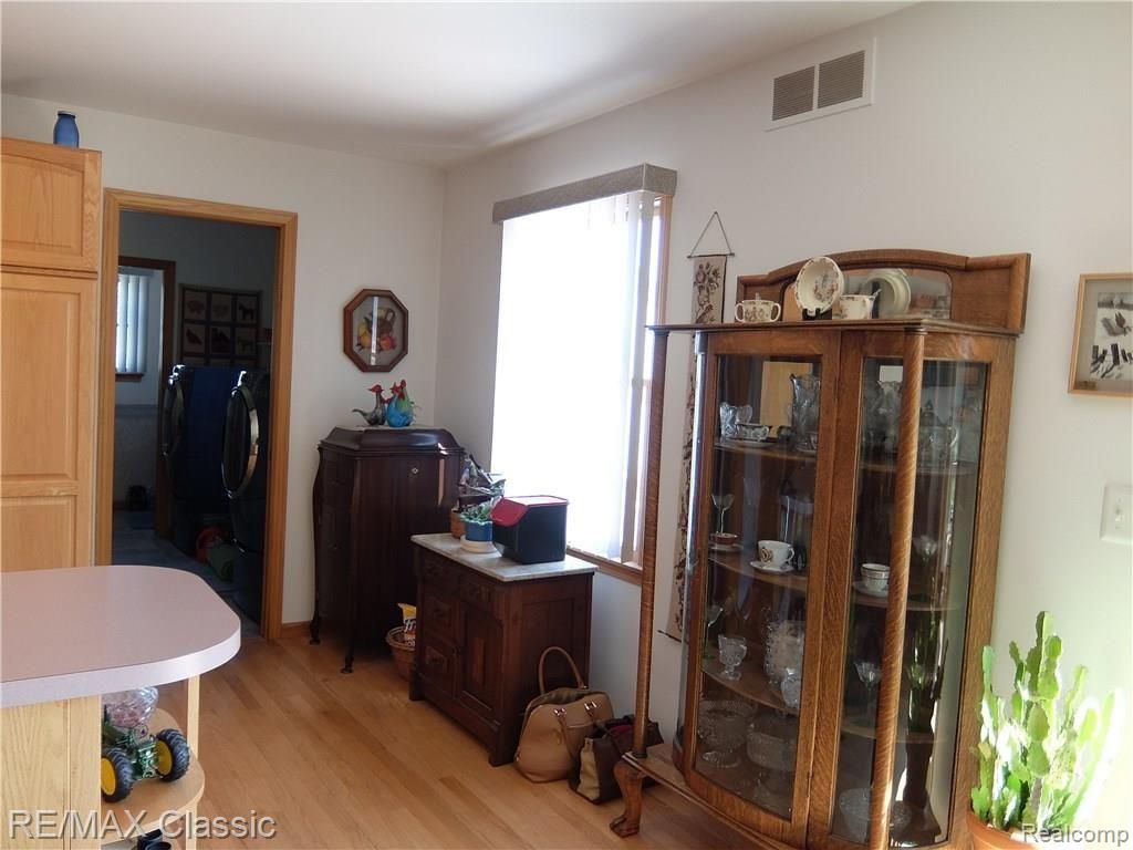 7952 Kearney Road Whitmore Lake, MI 48189 - Photo 28 of 71 DSCF1221.JPG