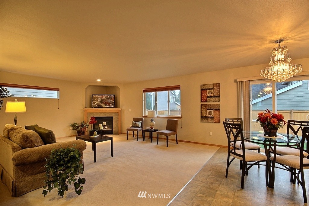 353 Yakima Place Southeast Renton, WA 98059 - Photo 3 of 25
