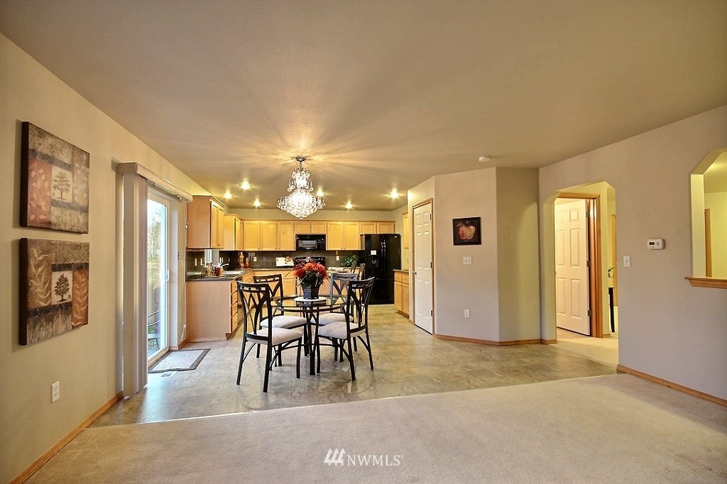353 Yakima Place Southeast Renton, WA 98059 - Photo 9 of 25