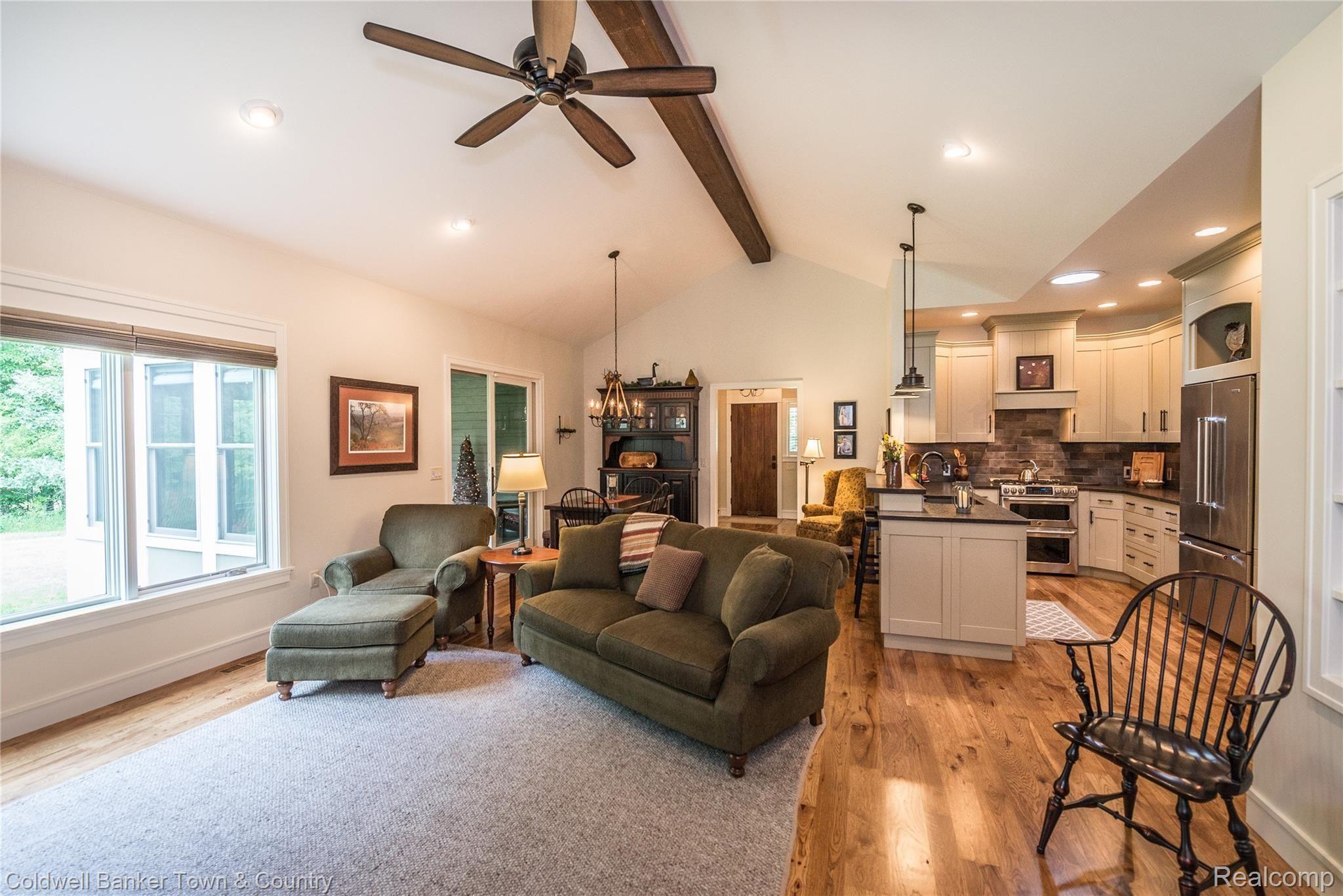 6434 Cohoctah Road Fenton, MI 48430 - Photo 32 of 69 DSC_5540.jpg