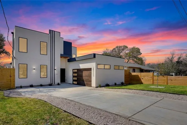 $1,948,000 | 1901 West St Johns Avenue, Austin, TX 78757