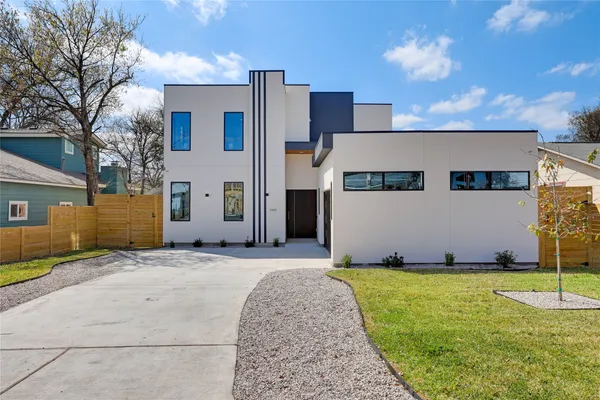 $1,948,000 | 1901 West St Johns Avenue, Austin, TX 78757