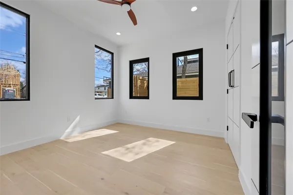 $1,949,000 | 1901 West St Johns Avenue, Austin, TX 78757