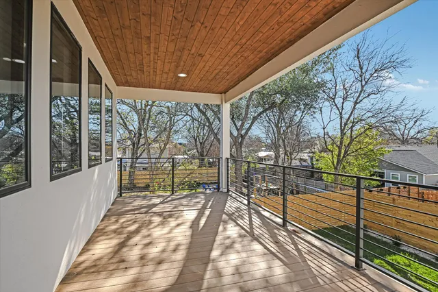 $2,058,000 | 1901 West St Johns Avenue, Austin, TX 78757