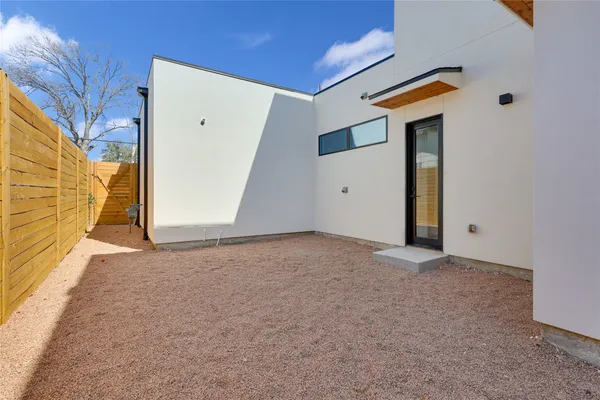 $1,949,000 | 1901 West St Johns Avenue, Austin, TX 78757