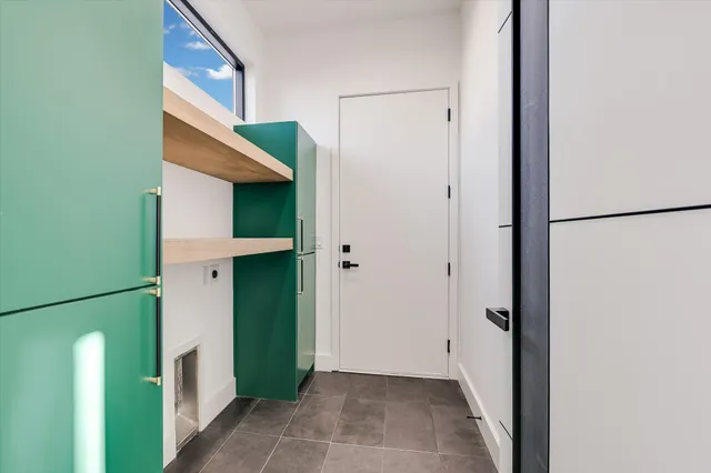 $2,058,000 | 1901 West St Johns Avenue, Austin, TX 78757