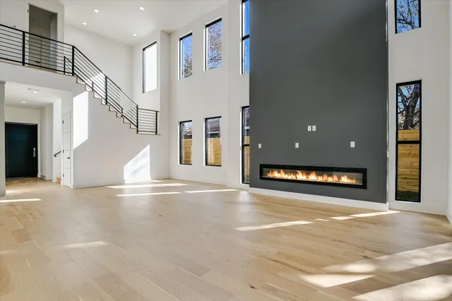 $2,058,000 | 1901 West St Johns Avenue, Austin, TX 78757