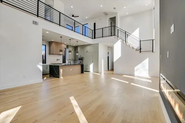 $2,058,000 | 1901 West St Johns Avenue, Austin, TX 78757