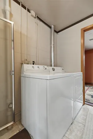 $240,000 | 1427 18th Avenue, East Moline, IL 61244