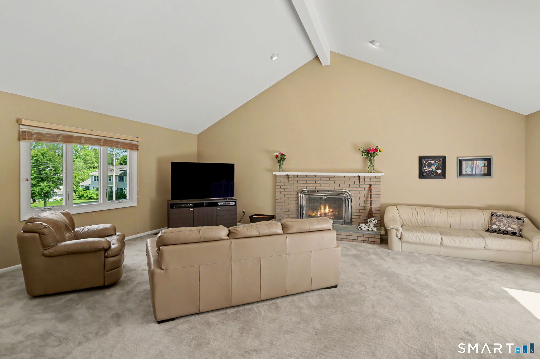15 Wedgewood Road Trumbull, CT 06611 - Photo 17 of 40