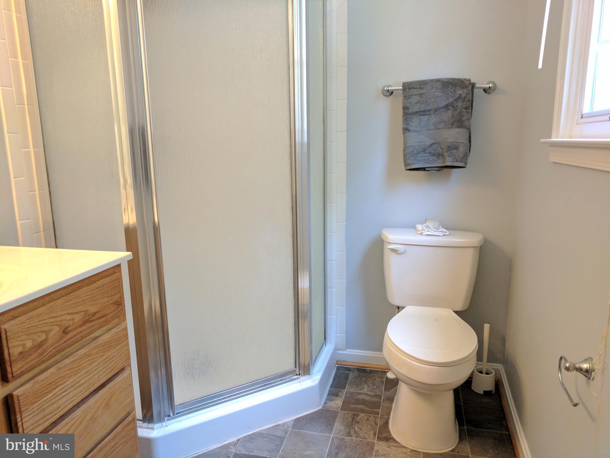 6222 Hawkins Gate Road La Plata, MD 20646 - Photo 8 of 29 Bath (Master)