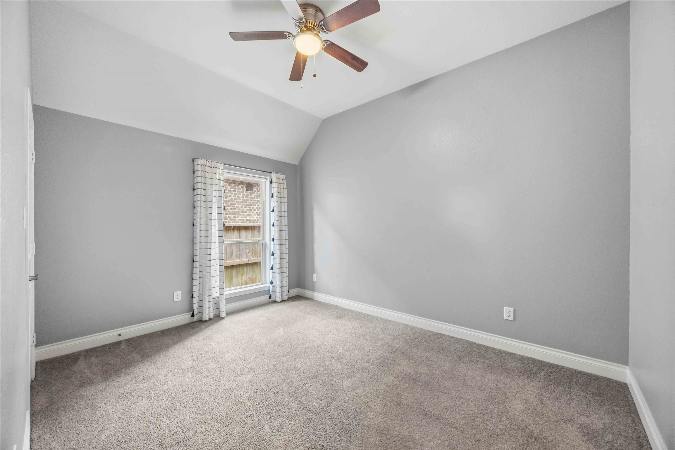 9314 Eckert Road Iowa Colony, TX 77583 - Photo 13 of 25