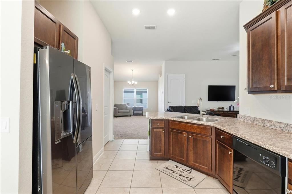 1129 Legatto Loop Dundee, FL 33838 - Photo 11 of 45
