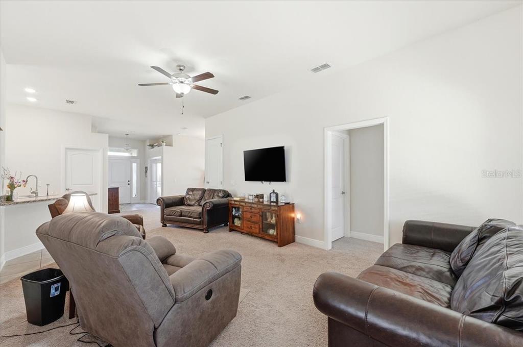 1129 Legatto Loop Dundee, FL 33838 - Photo 17 of 45