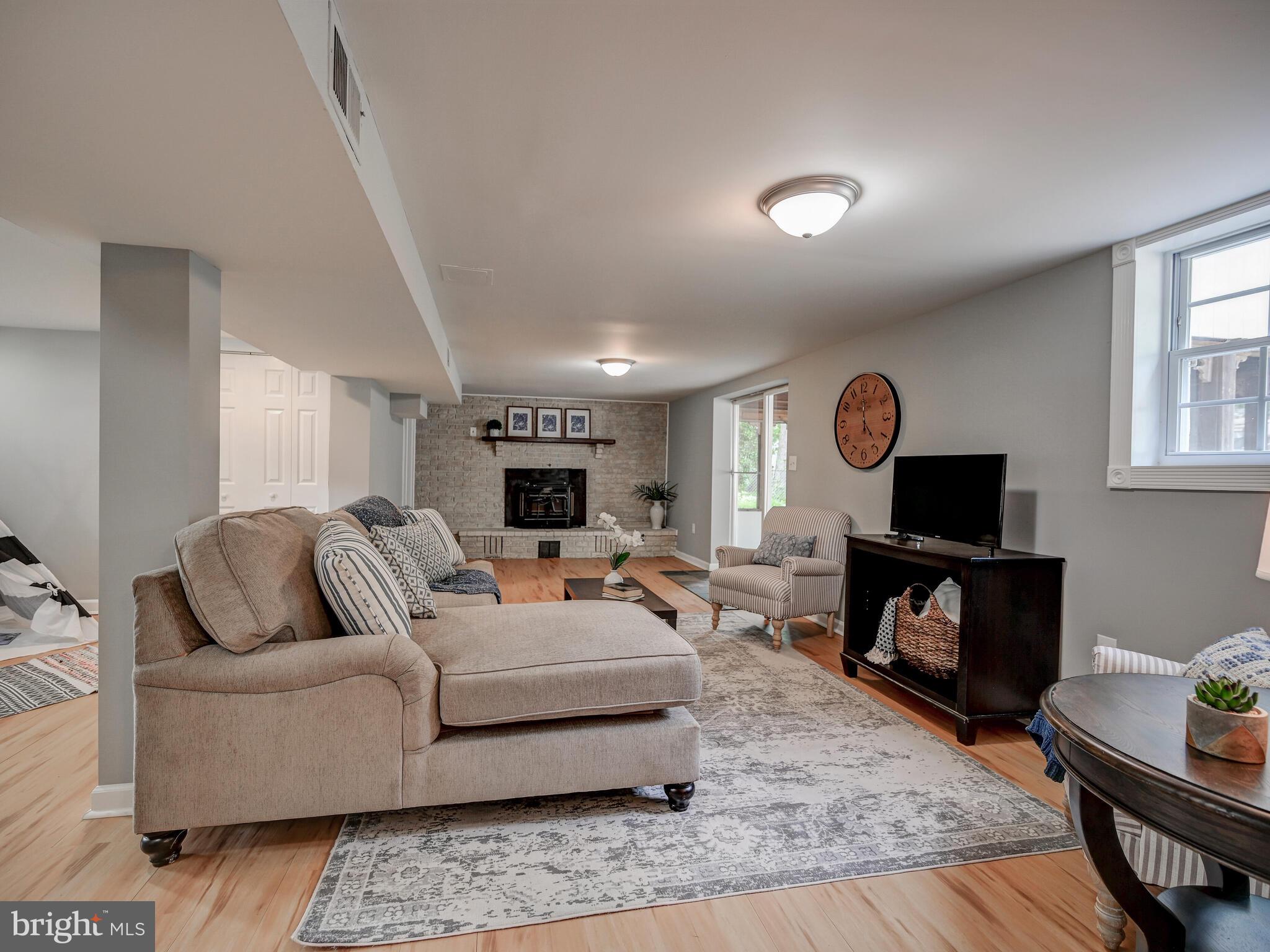 828 Danza Road Severn, MD 21144 - Photo 24 of 32 Gallery Image 24
