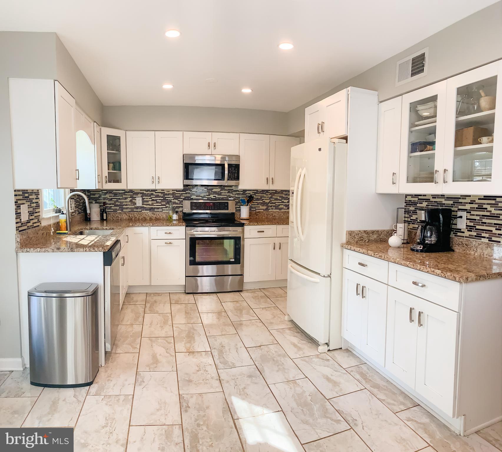 7807 Hooes Road Springfield, VA 22152 - Photo 18 of 61 Gallery Image 18
